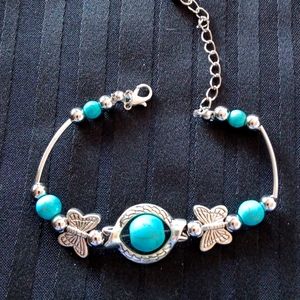 Turquoise and silver bracelet
